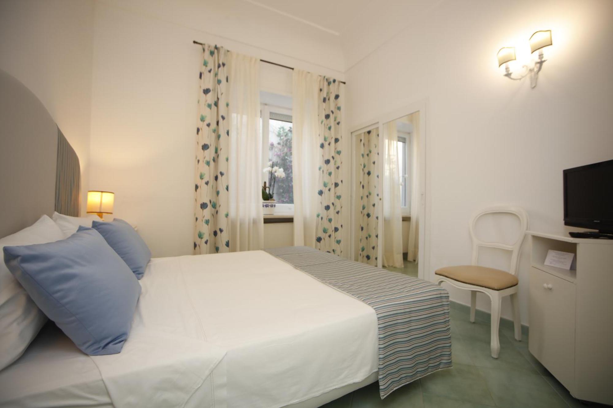 Hotel San Felice Капри Стая снимка